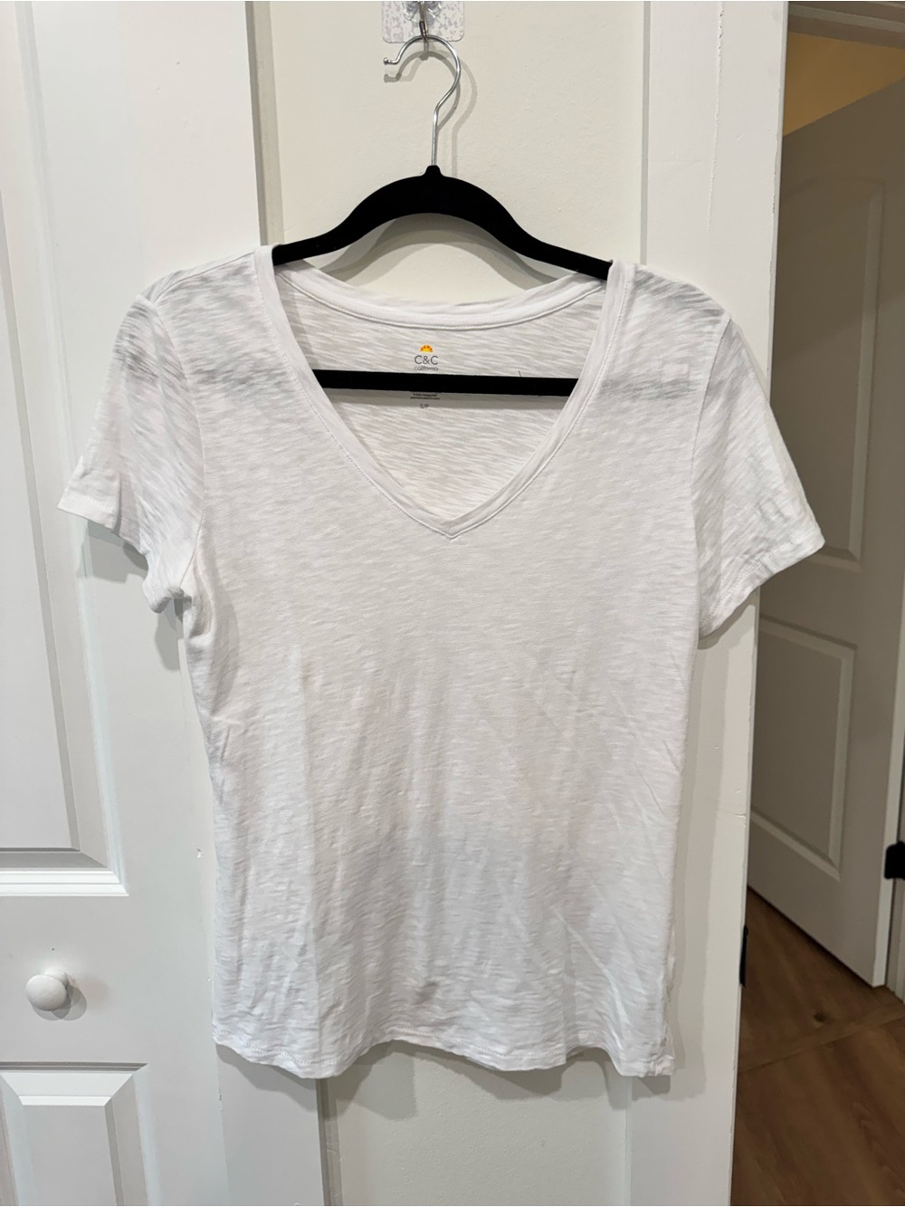C&C California White V-Neck Short Sleeve Tee